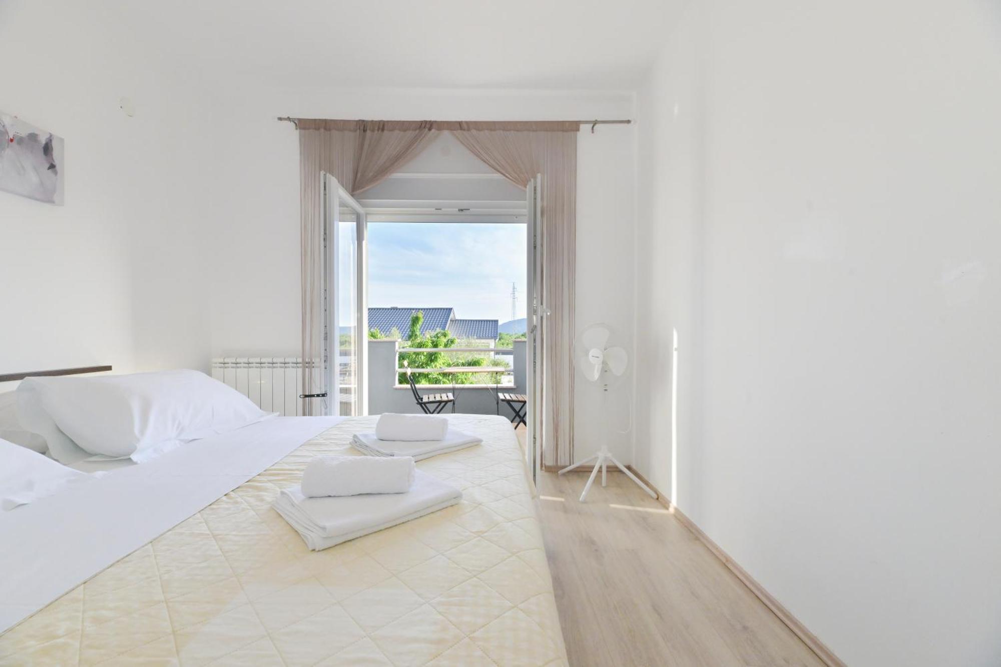 Apartment Amelie - With Pool And Sauna! Galovac  Dış mekan fotoğraf